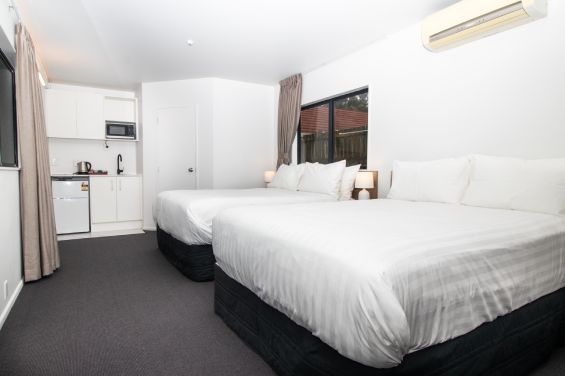 Deluxe Twin Studio beds